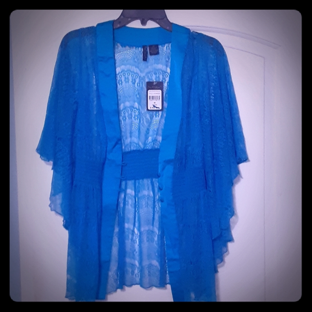 Nue Options blue wrap